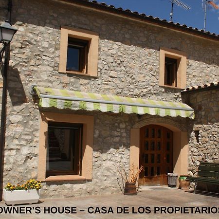 Hostal Cal Riba La Llacuna Exterior foto