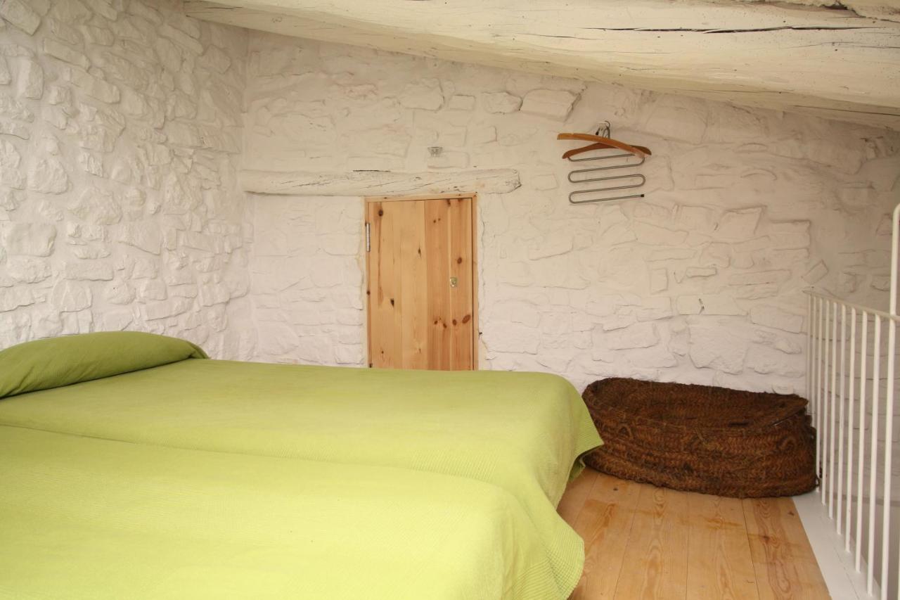 Hostal Cal Riba La Llacuna Exterior foto